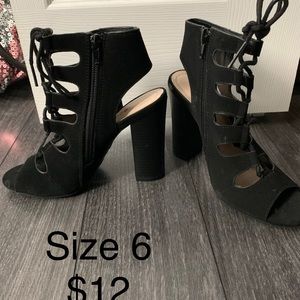 Lace up black heels with zipper